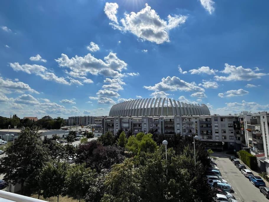 Leni Arena Zagreb Apartment Екстер'єр фото